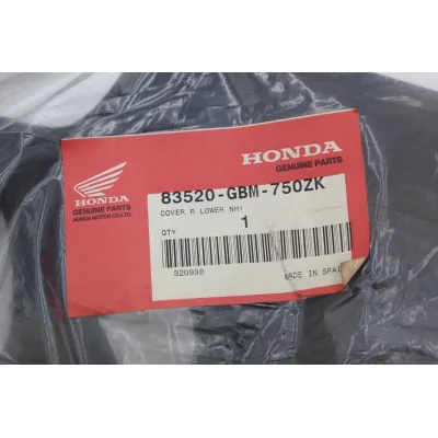 HONDA FASCIONE INFERIORE DX NERO PER SFX50-SFX50MM               83520-GBM-750ZK | RICAMBI HONDA MOTO D'EPOCA | Mamoto Ecommerce |  