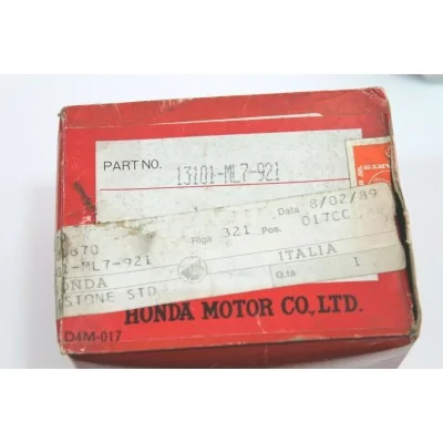 HONDA PISTONE ORIGINALE STANDARD PER VFR750F-88-89   13101-ML7-921 | RICAMBI HONDA MOTO D'EPOCA | Mamoto Ecommerce |  