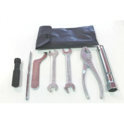 HONDA KIT ATTREZZI PER...