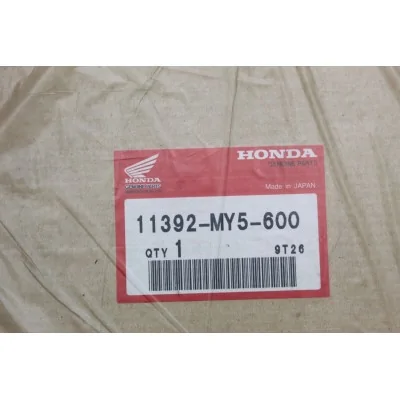 HONDA GUARNIZIONE COPERCHIO SX ALTERNATORE PER CB500F-S-CBF500 | RICAMBI HONDA CB500 92-00 | Mamoto Ecommerce |  